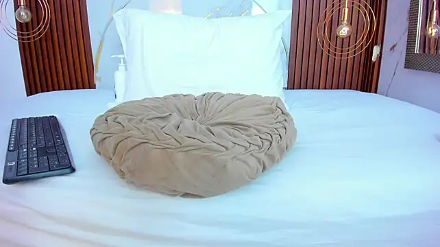 lucianasmith_ webcam