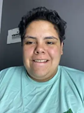 Hailey_Curvy webcam