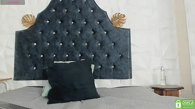 Chloe_moon1 webcam