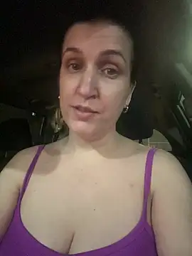 Bia_sexynovaes webcam