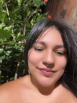 Emily_Gomezz webcam