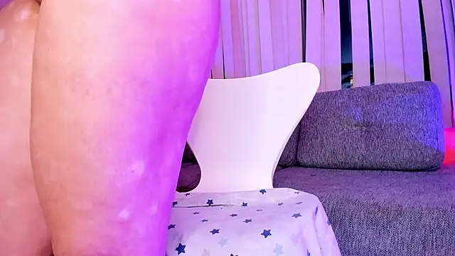 jade_chers webcam