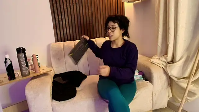 Laena_Castillo webcam