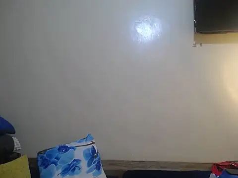 Lovebite_40 live cam on StripChat