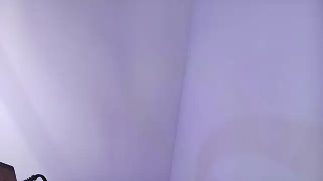 Emily_andrews webcam