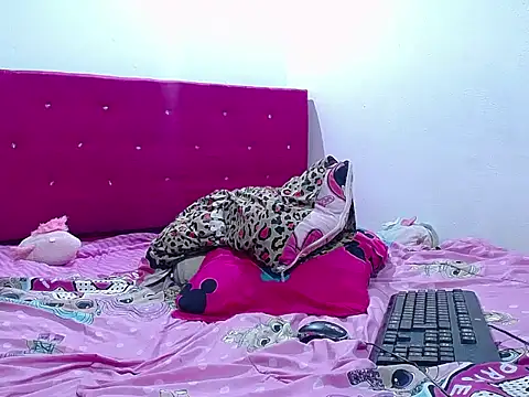 candy_dustano691 webcam
