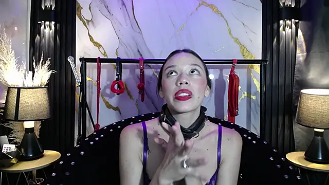 Doll4anall webcam