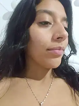 BrittanyDiaz live cam on StripChat