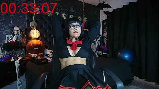 alexhoe_ (F young) - Choose the goal with a poll