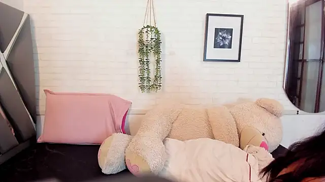 lia_passion (F teen) - I want to ride your dick✨