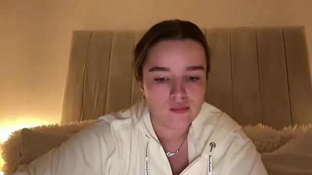 maisiesmithx live cam on StripChat