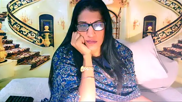 IndianSexcSmyle webcam