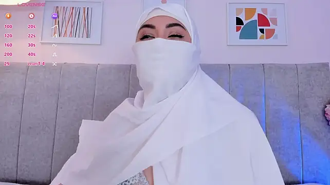 fatiima_ live cam on StripChat