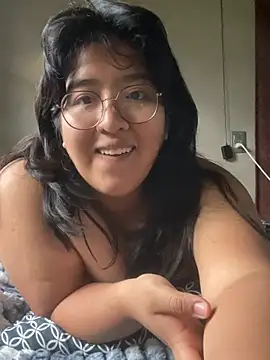 Valm_Vamp live cam on StripChat