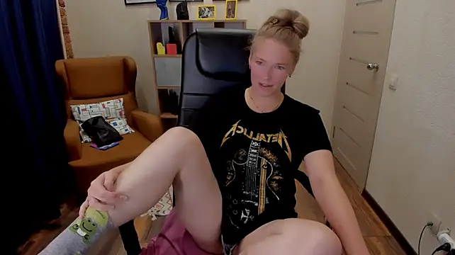 _fiona_Love live cam on StripChat