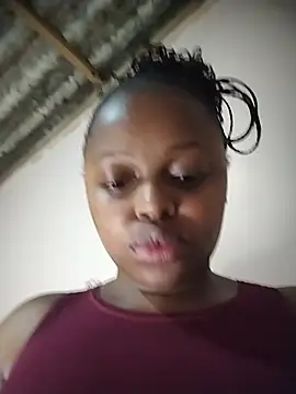 Moorh123 live cam on StripChat