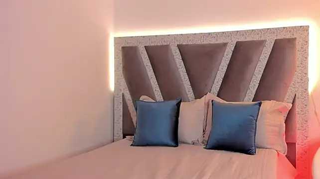SoophieBlair_ webcam