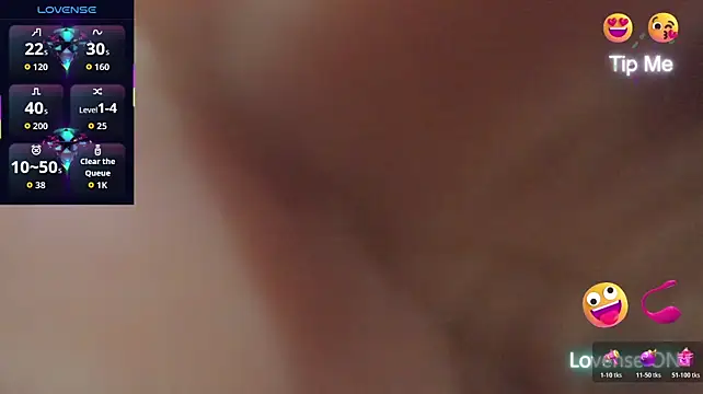 esmeraldamfc live cam on StripChat