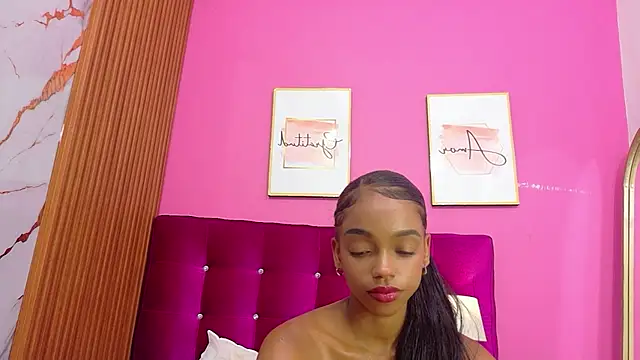littleebonymommy