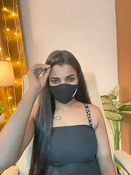 its_ur_flora live cam on StripChat