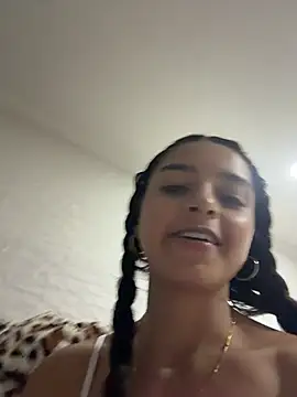violeta365 live cam on StripChat