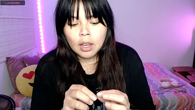 EllieMoonX webcam