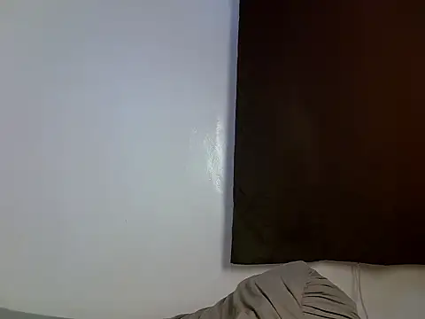Prettylovez's Live Sex Cam Show