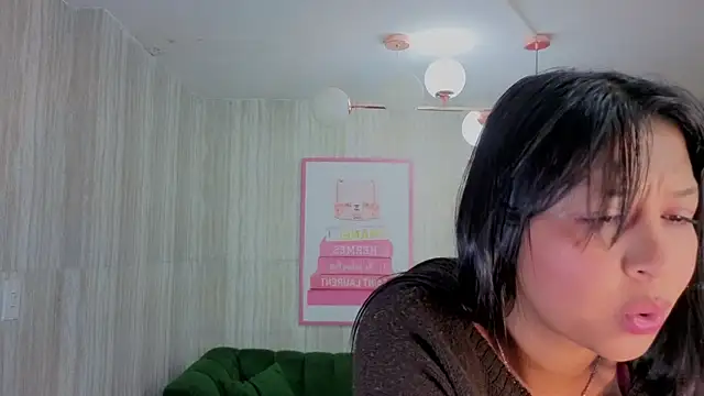 aria_montes_t webcam