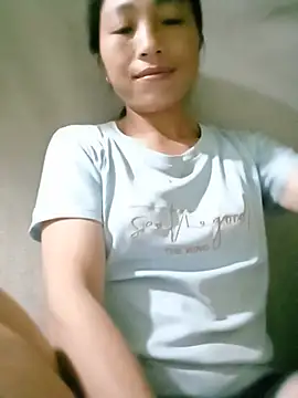 Lulu-bumba live cam on StripChat