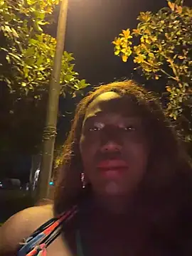 blackhotpartyts webcam