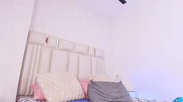alanarose18 (F young) - ride straight