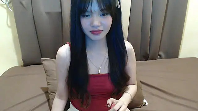 x_brittany_x (F young) - Finger pussy