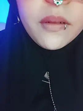 elinaax (F teen) - boobss!!!