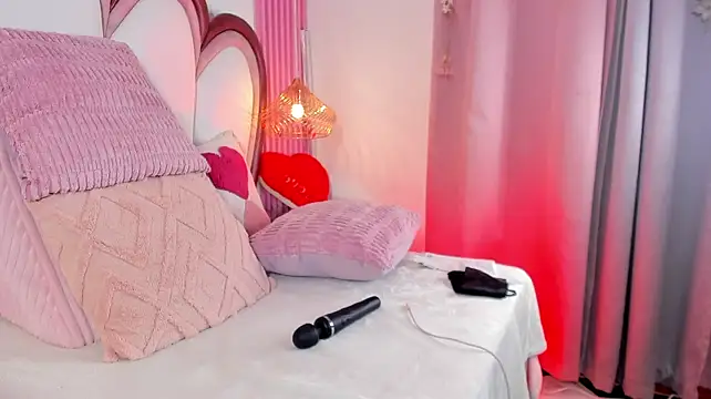 AriaCush webcam