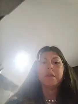 emma_tour live cam on StripChat