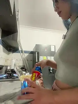 Eva_Feller69