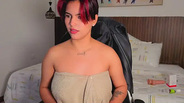 hemma_vg (F young) - Doggy style + spank ass x5