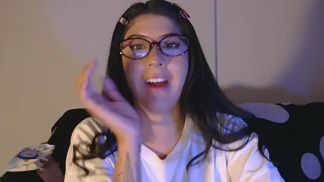 BubbleGumm_ live cam on StripChat