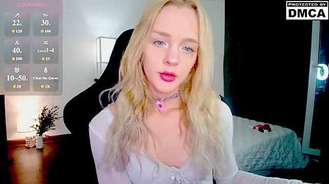 Aliceglass__ live cam on StripChat
