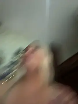 DirtyKhloy webcam