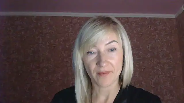 moonlightAnna live cam on StripChat