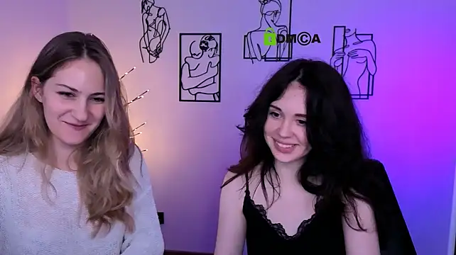riley_sanders live cam on StripChat