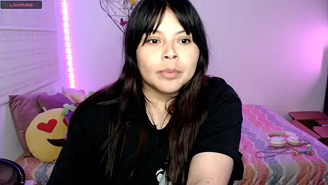 EllieMoonX webcam