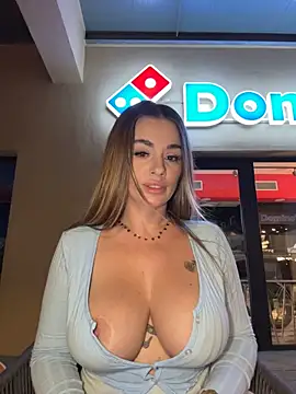 IsabellaEtthan live sex cam