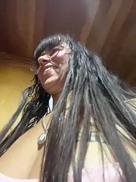 violetasubmissive (F young) - Boobs out