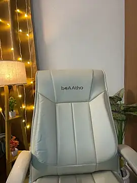 its_ur_flora (F young) - Boobs oil massage