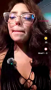 Pao_Ly live cam on StripChat