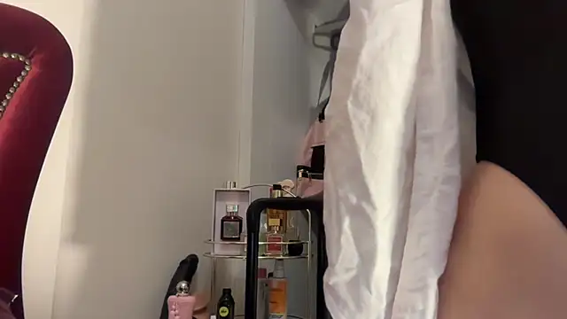 sexypatronice (F young) - anal 28 cm ANAL