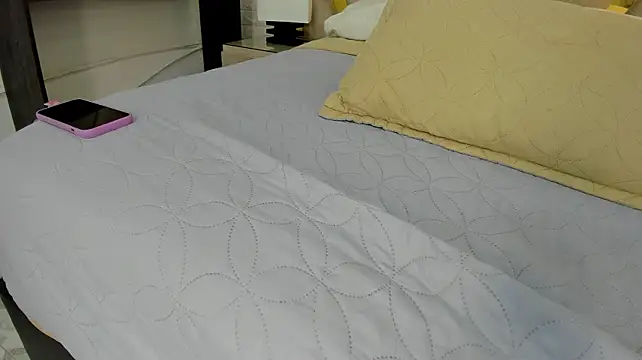 ariana_moon00