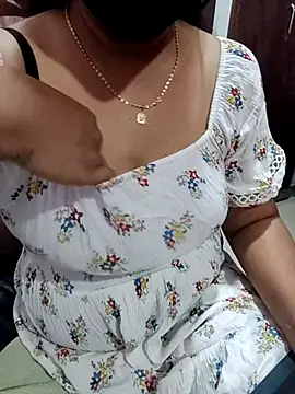 Anuhot190 live cam on StripChat
